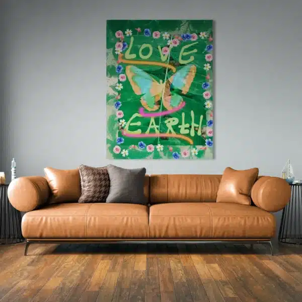 LOVE-EARTH-BANKSTEL Love Earth